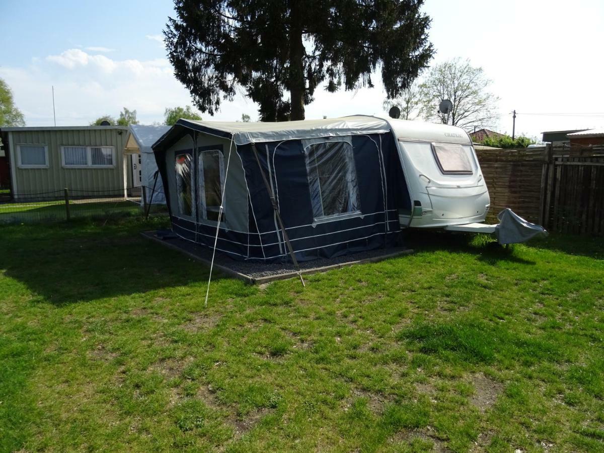 Campingplatz Blauer See Lunne Bilik gambar